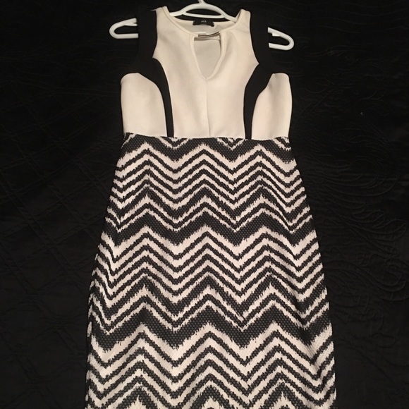 Dress - Picture 1 of 1